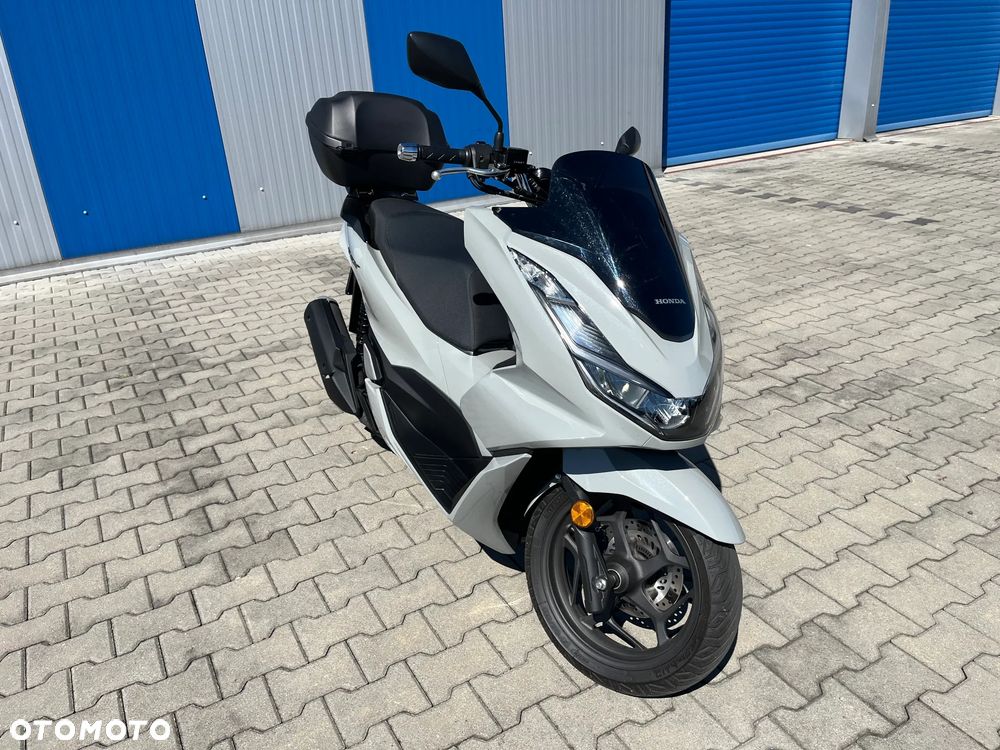 Honda PCX - 11