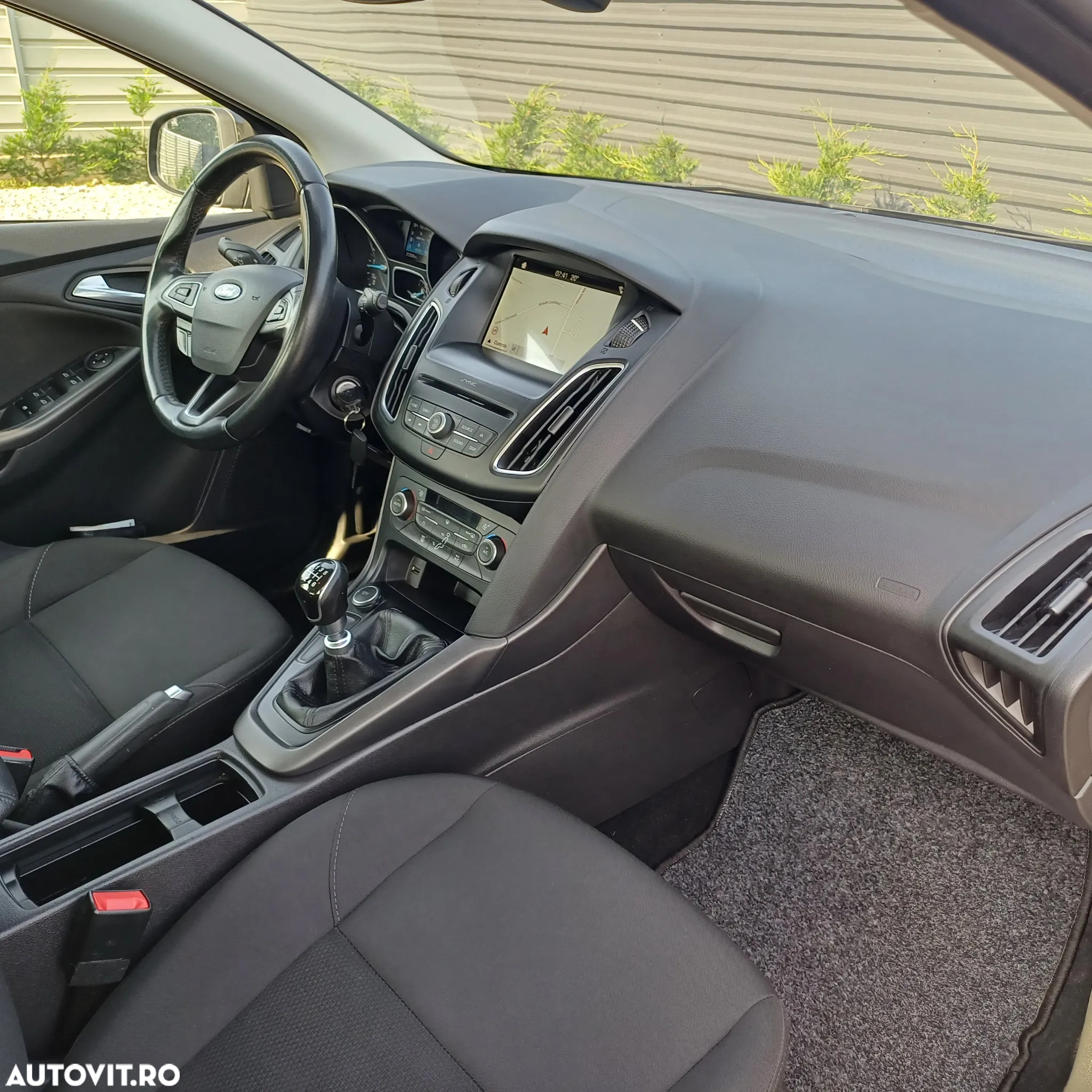 Ford Focus 1.5 TDCi DPF Start-Stopp-System COOL&CONNECT - 11