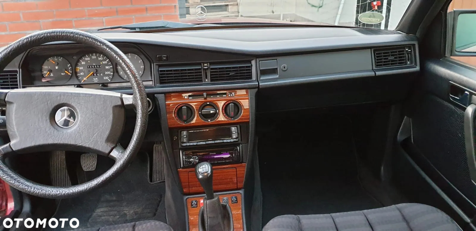 Mercedes-Benz W201 (190) - 23