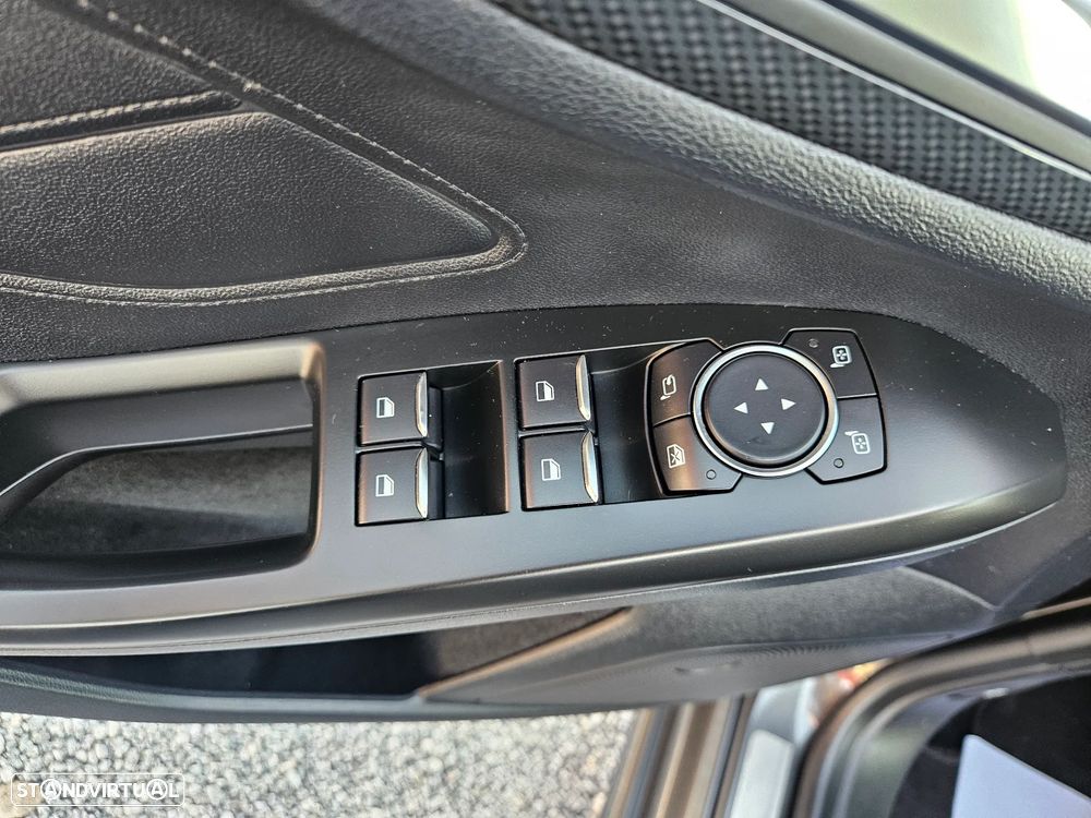 Ford Focus SW 1.0 EcoBoost ST-Line - 27