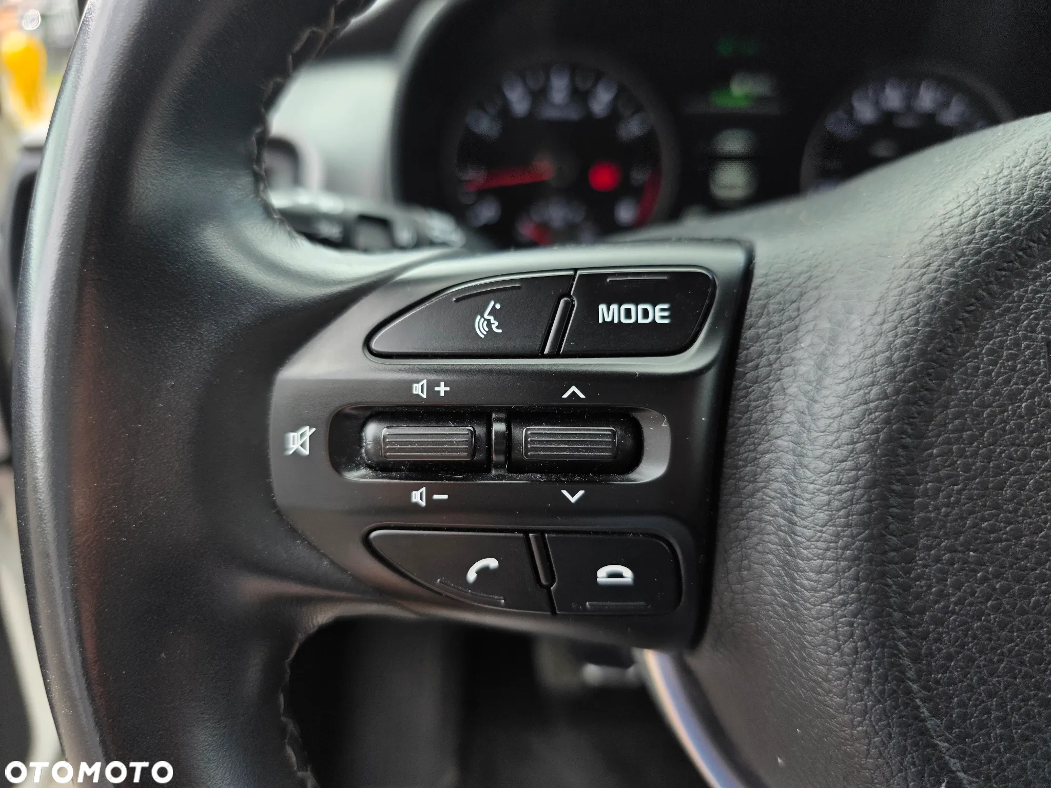 Kia Stonic 1.2 L Business Line - 29