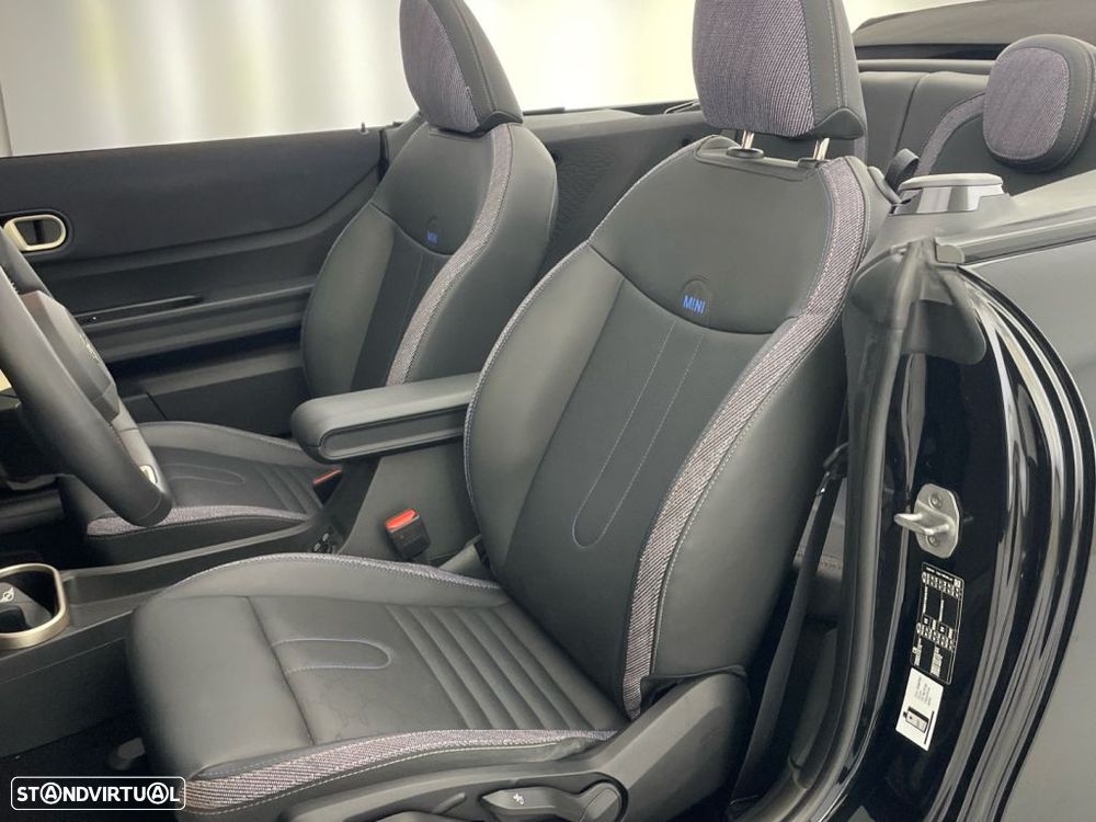 MINI Cabrio C Classic - 17