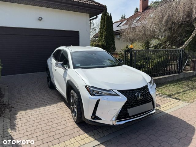 Lexus UX - 1