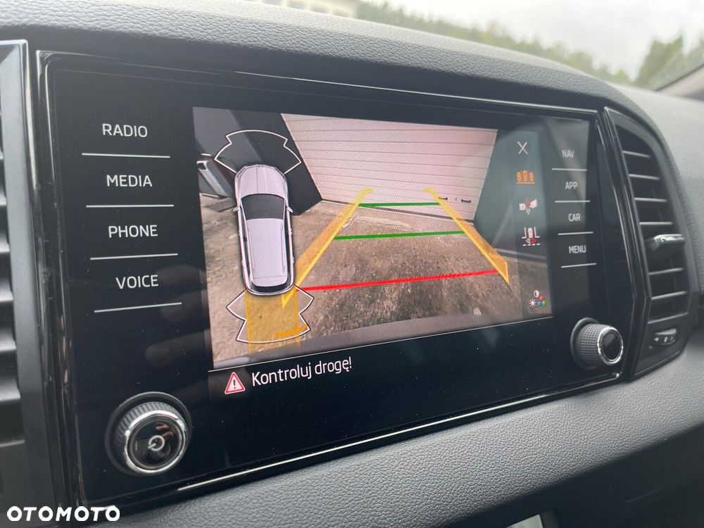 Skoda Karoq 1.5 TSI ACT Sportline DSG - 10