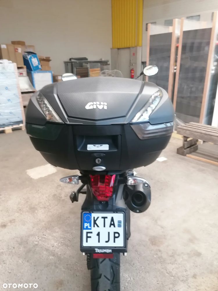 Triumph Tiger - 9