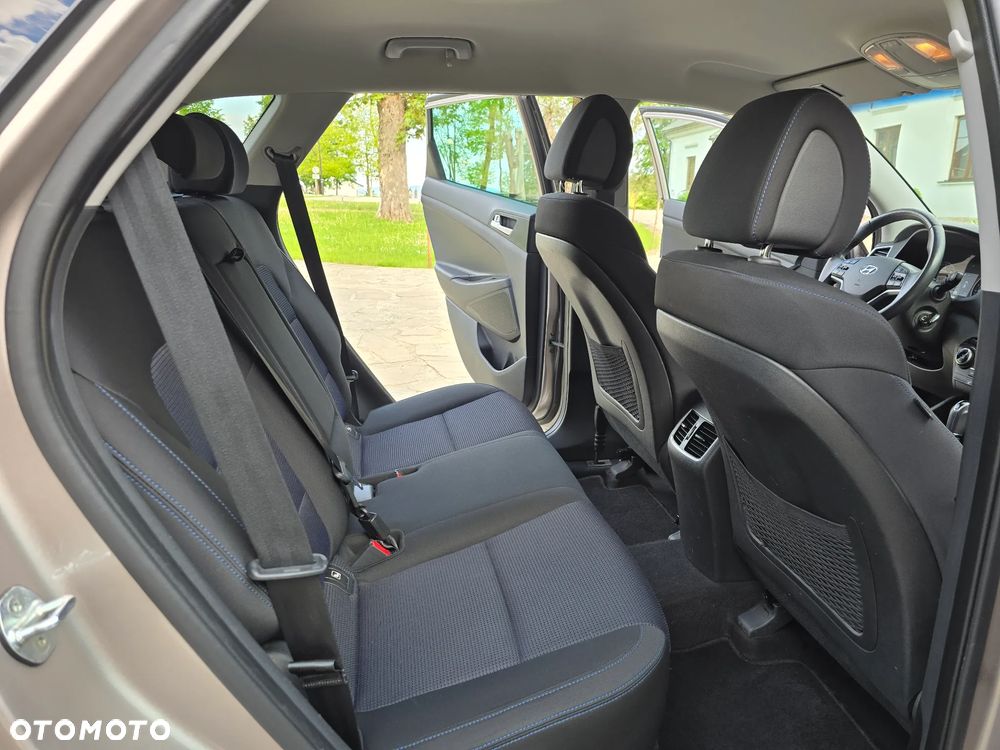 Hyundai Tucson 2.0 CRDi 4WD Automatik Style - 33
