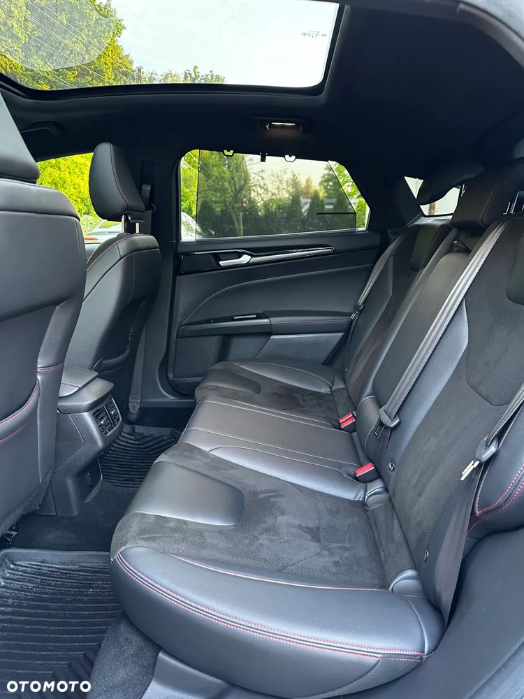 Ford Mondeo 2.0 EcoBlue ST-Line Plus - 19