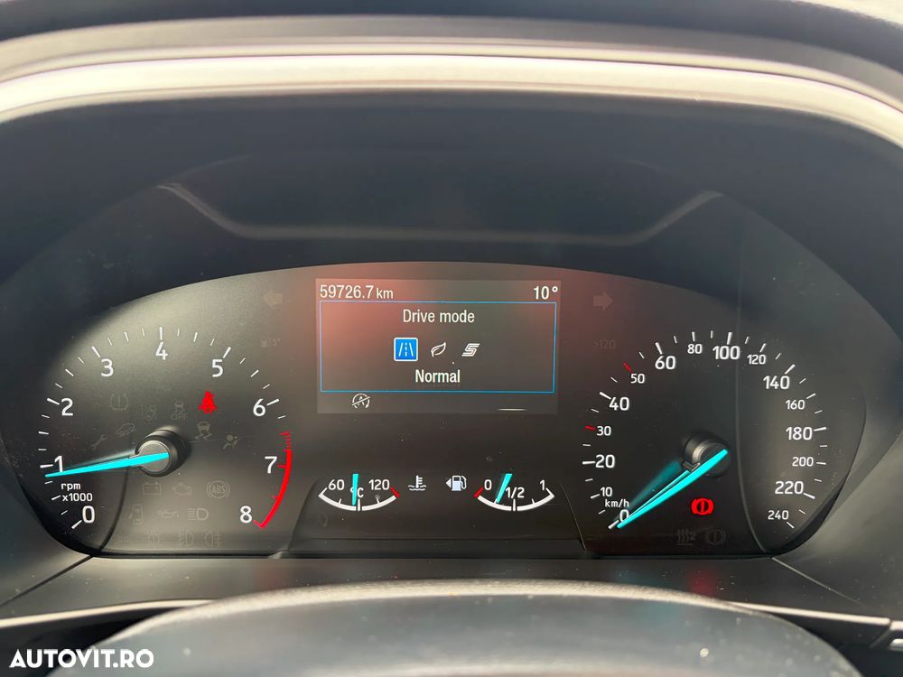 Ford Focus 1.0 EcoBoost Titanium Business - 14