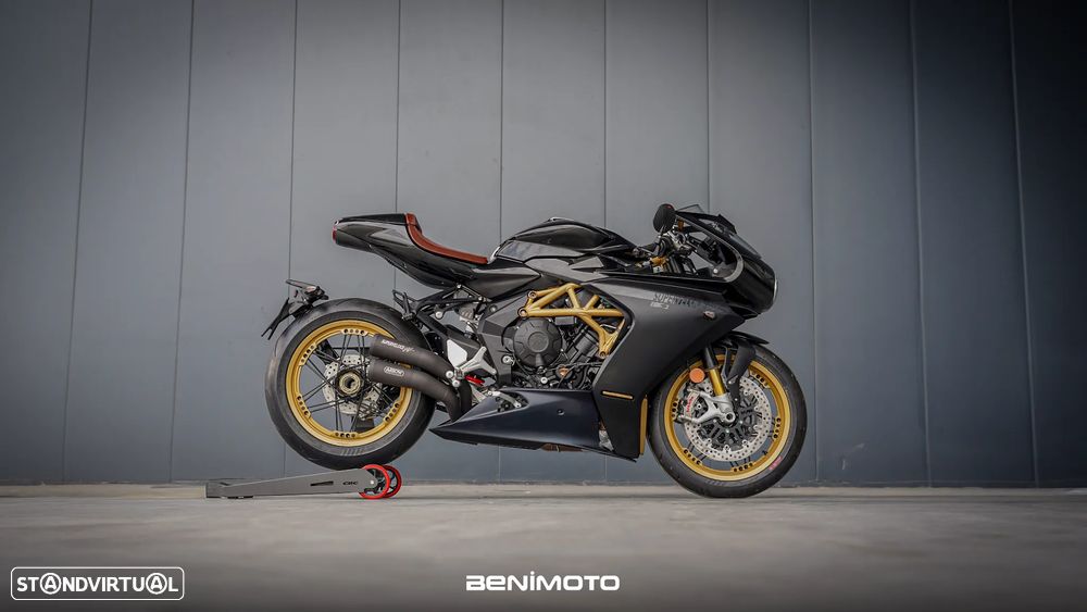 MV Agusta Superveloce S - 2