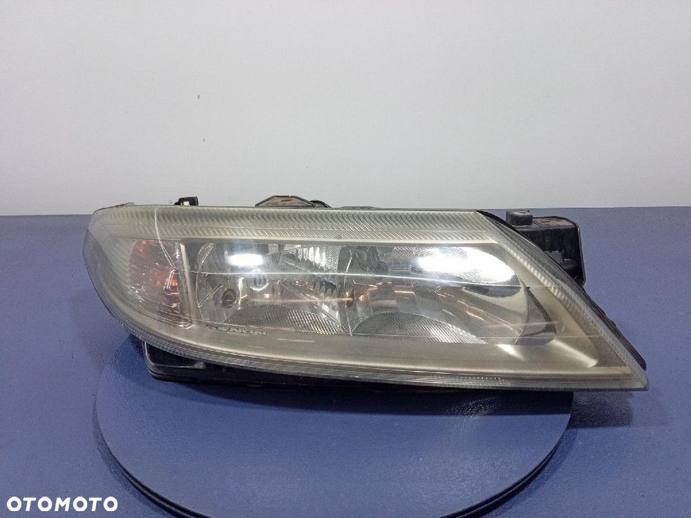 RENAULT LAGUNA II 01- REFLEKTOR PRAWY LAMPA XENON EU 8200163324 - 1