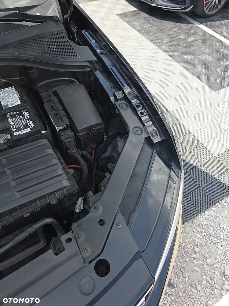 Volkswagen Tiguan - 22