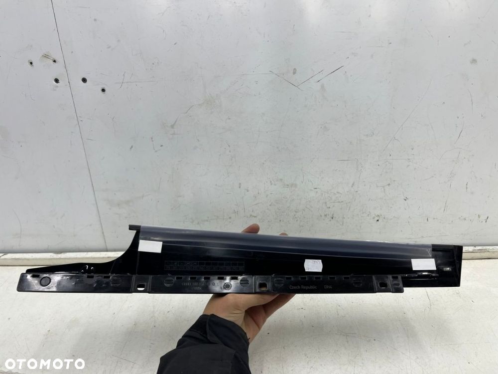 Listwa Audi Q5 I 8R 08-16r. NOWA lewa środkowa nakładka osłona słupka drzwi przednich matowa - 5