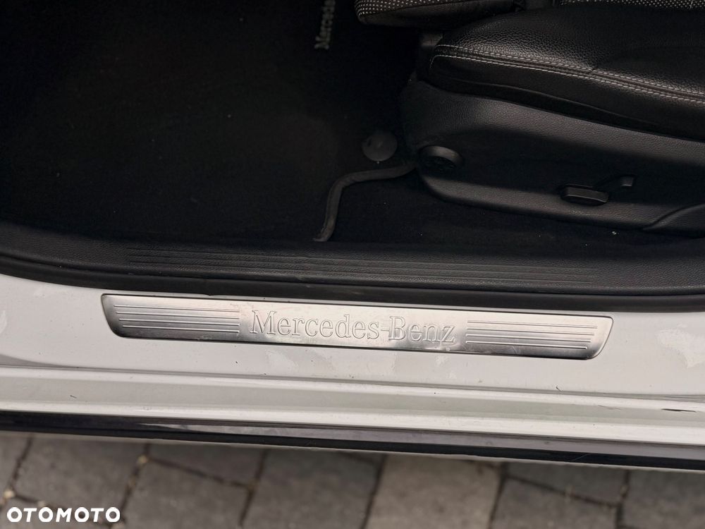 Mercedes-Benz Klasa C 220 d 9G-TRONIC Avantgarde - 22