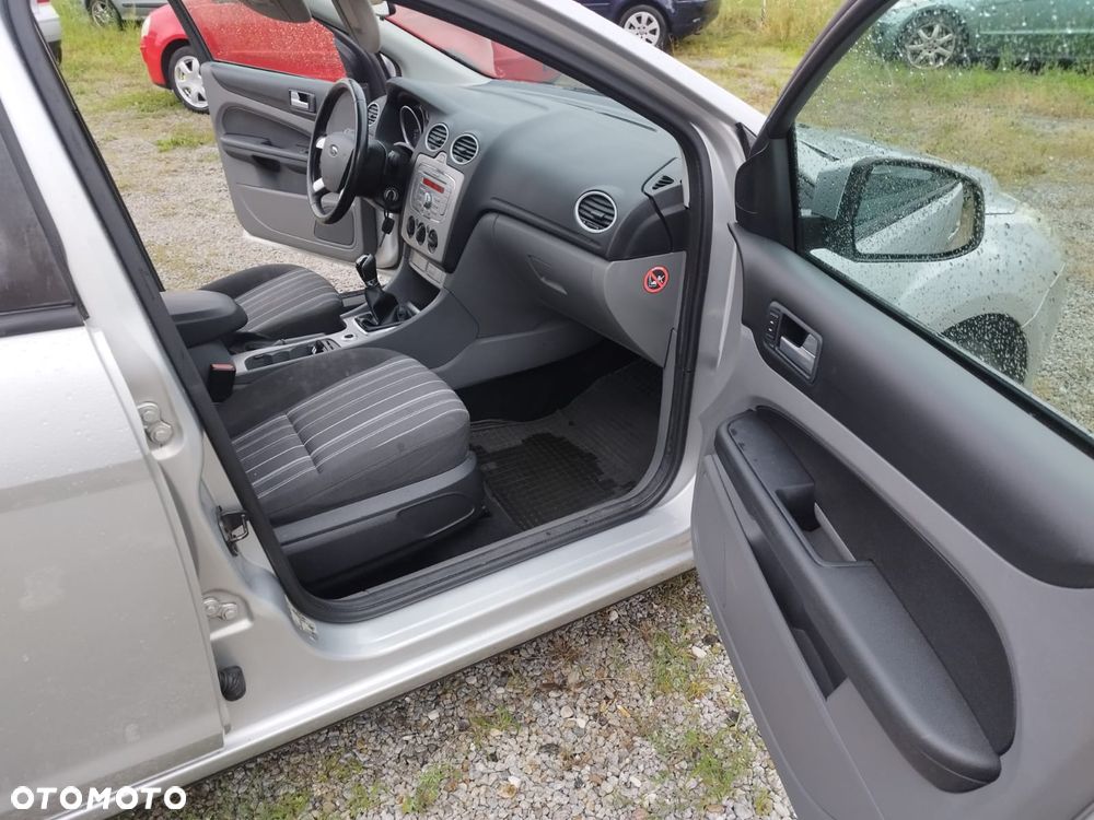 Ford Focus - 11