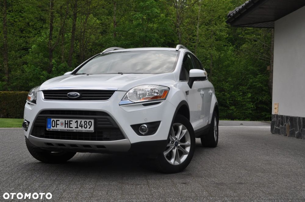 Ford Kuga 2.0 TDCi 2x4 Titanium - 6