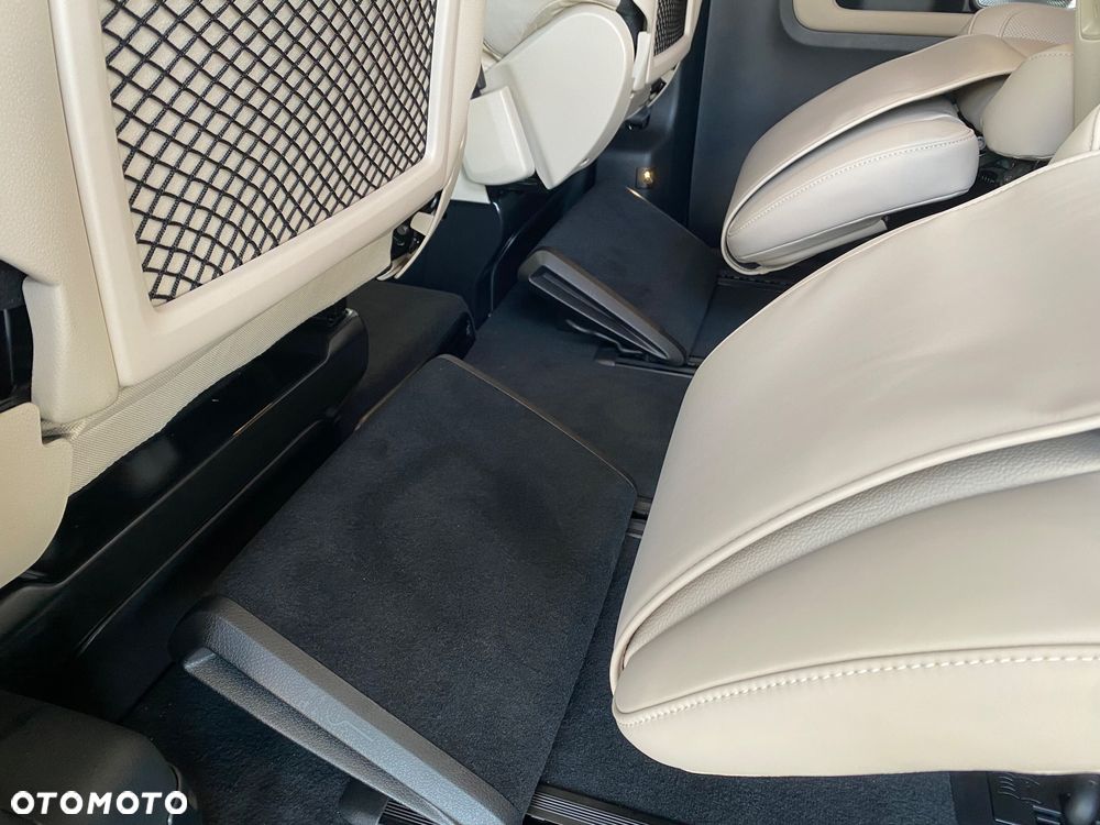 Mercedes-Benz Klasa V - 38