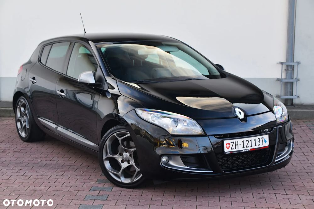 Renault Megane TCe 180 GT - 31