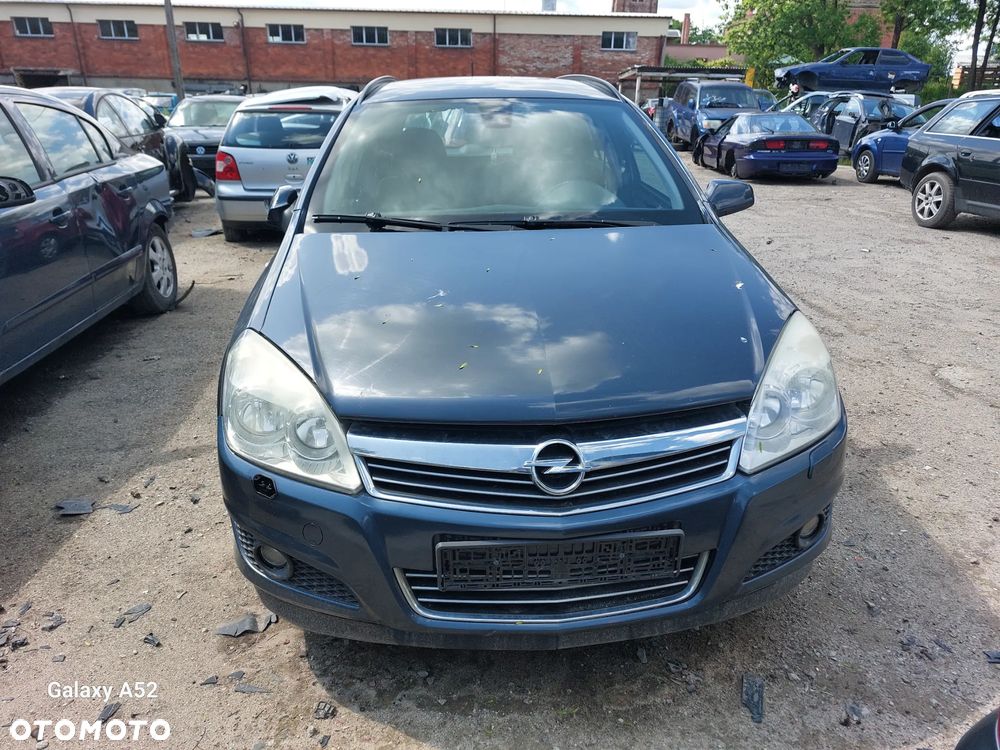 Zderzak OPEL ASTRA H KOMBI LIFT 1,7D 09R. maska,drzwi,klapa,lampy.... - 1