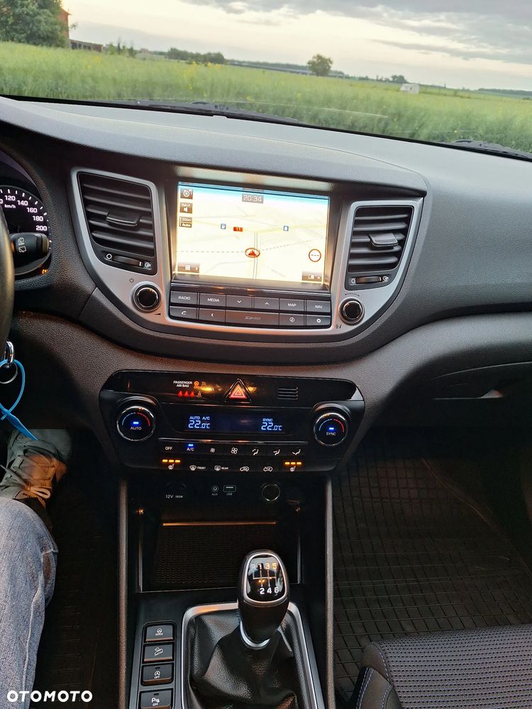 Hyundai Tucson - 8