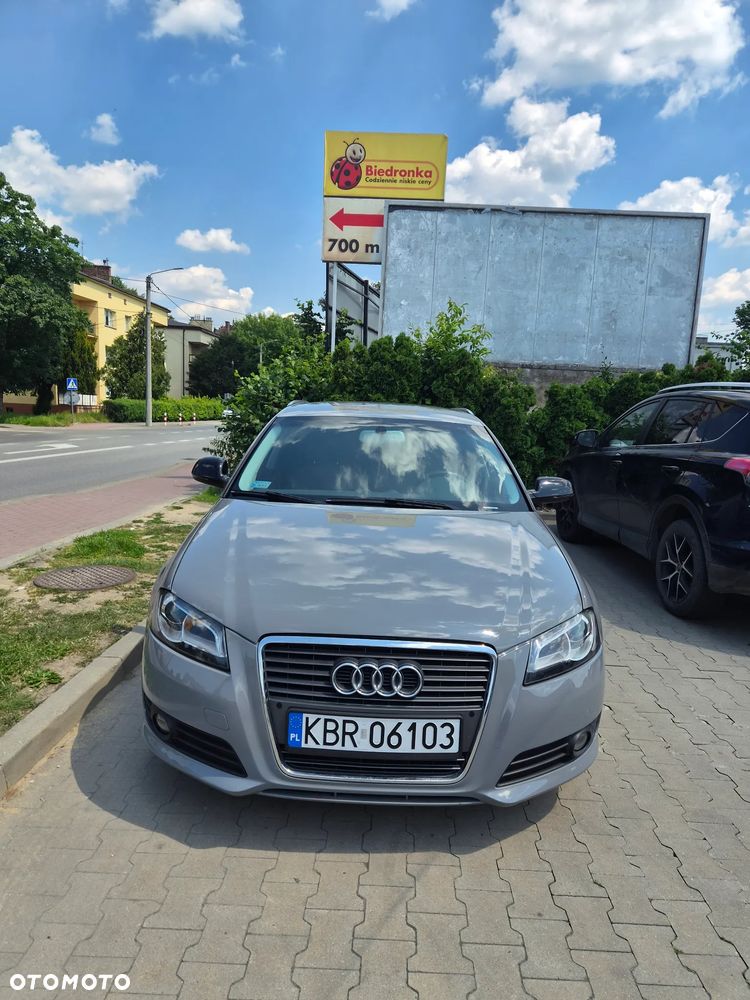 Audi A3 Sportback - 2