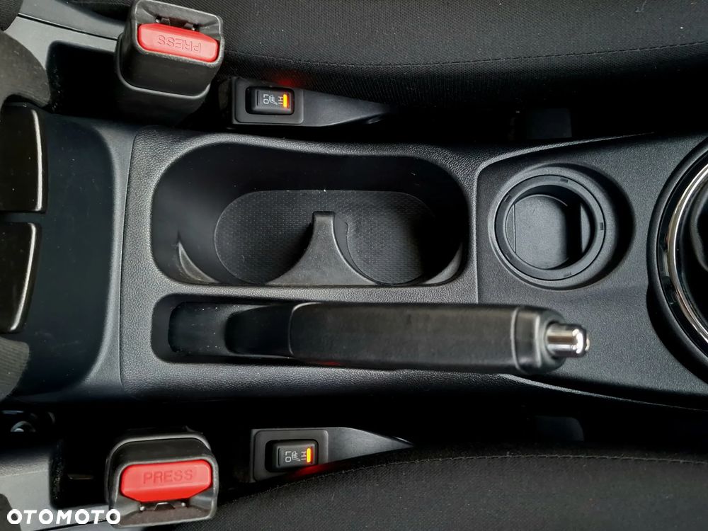 Mitsubishi ASX 1.6 2WD Diamant Edition+ - 17