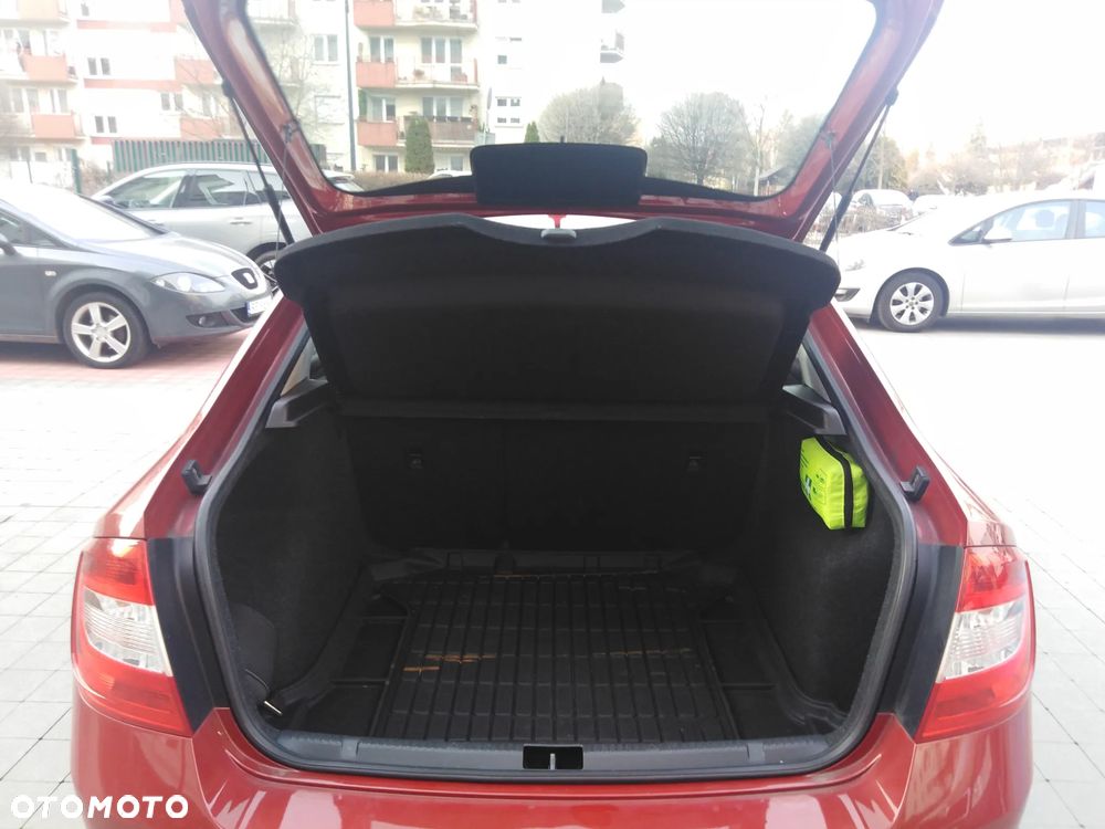 Skoda RAPID 1.2 TSI Ambition - 4