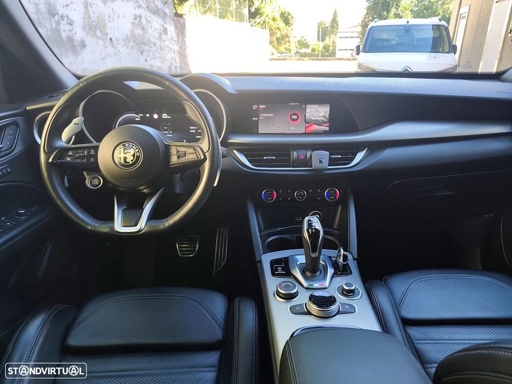 Alfa Romeo Stelvio 2.0 T Veloce TI Q4 AT8 - 8
