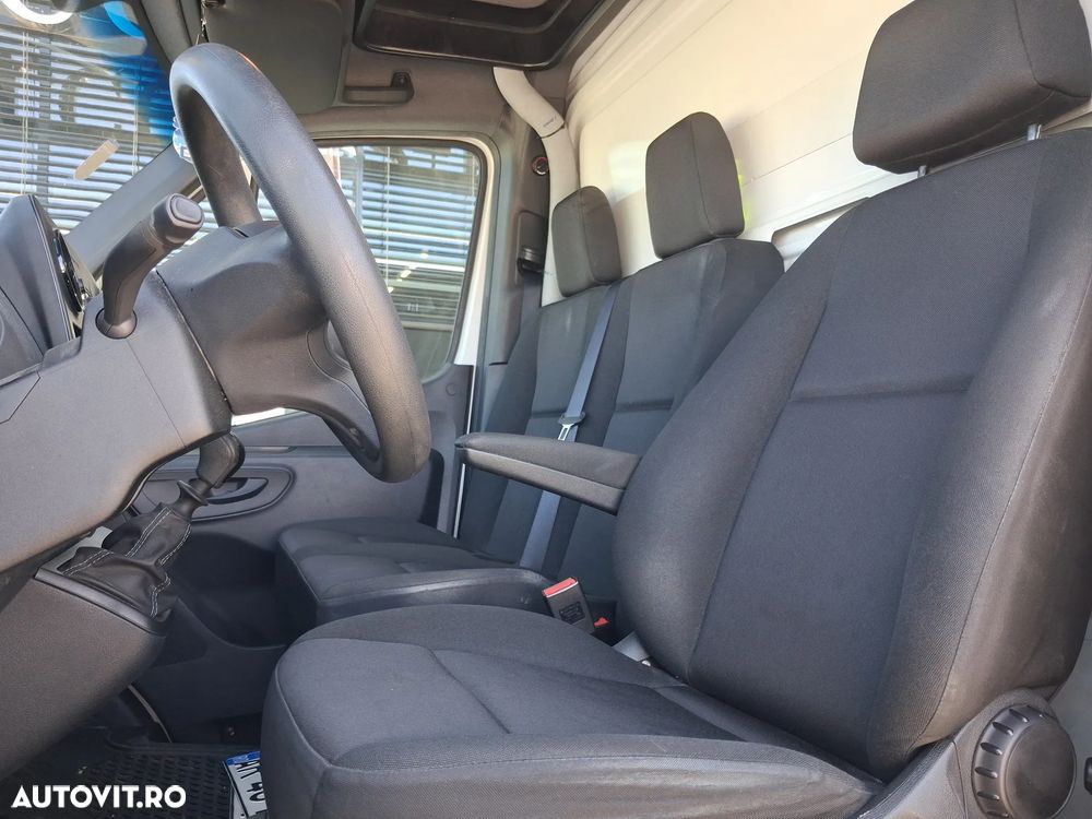 Mercedes-Benz Sprinter 317 - 11
