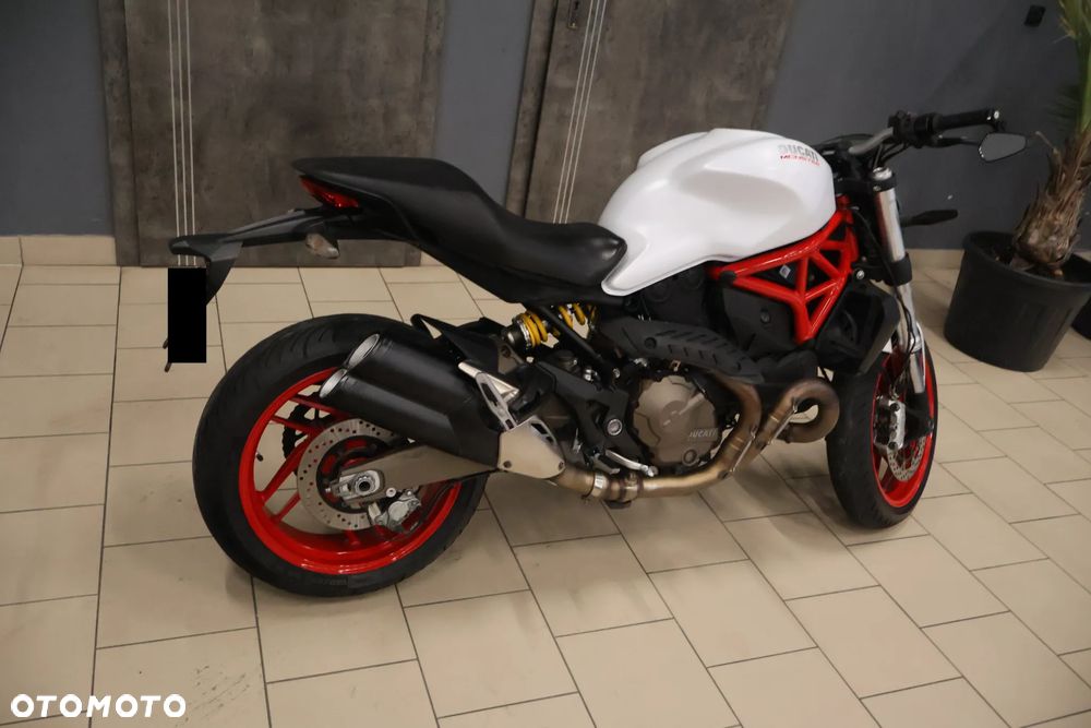 Ducati Monster - 13