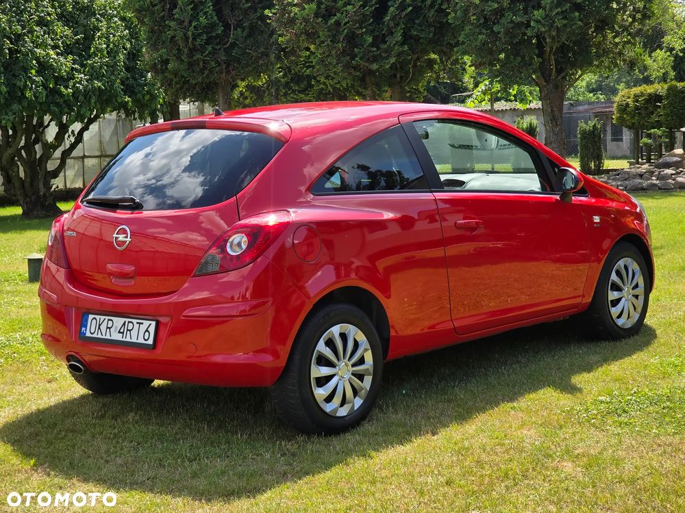 Opel Corsa 1.2 16V Energy - 9