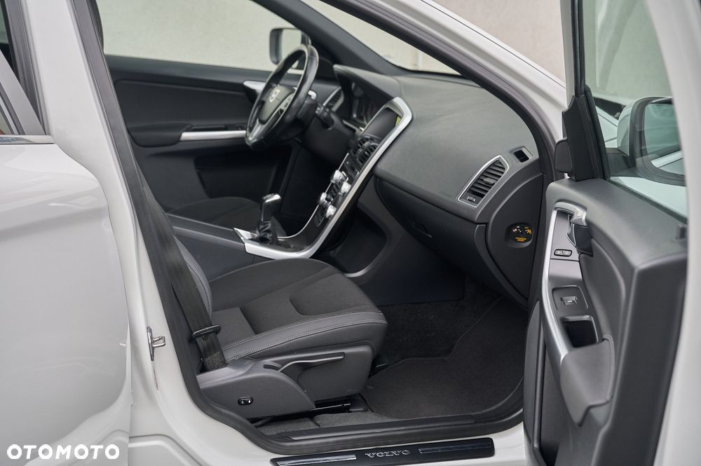 Volvo XC 60 D4 Summum - 19