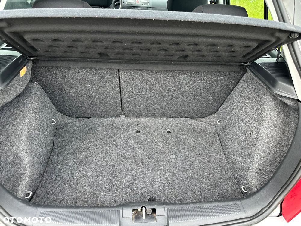 Skoda Fabia - 24
