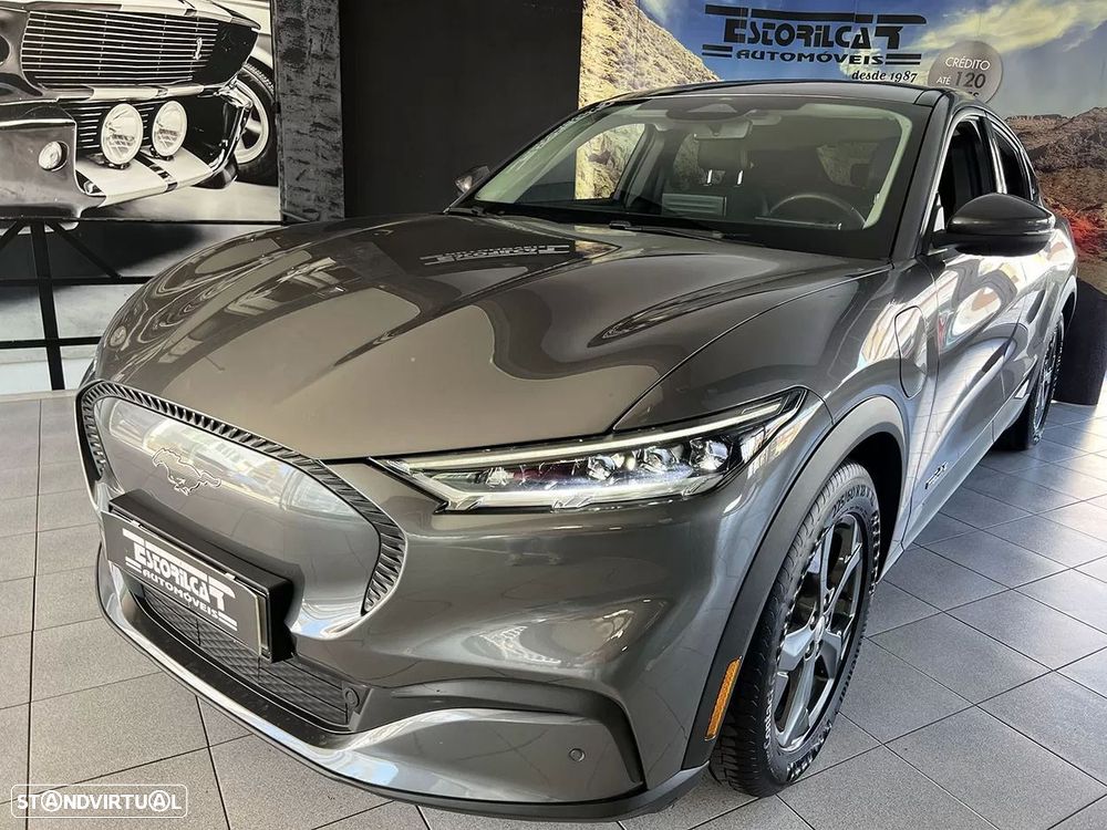 Ford Mustang Mach-E - 2