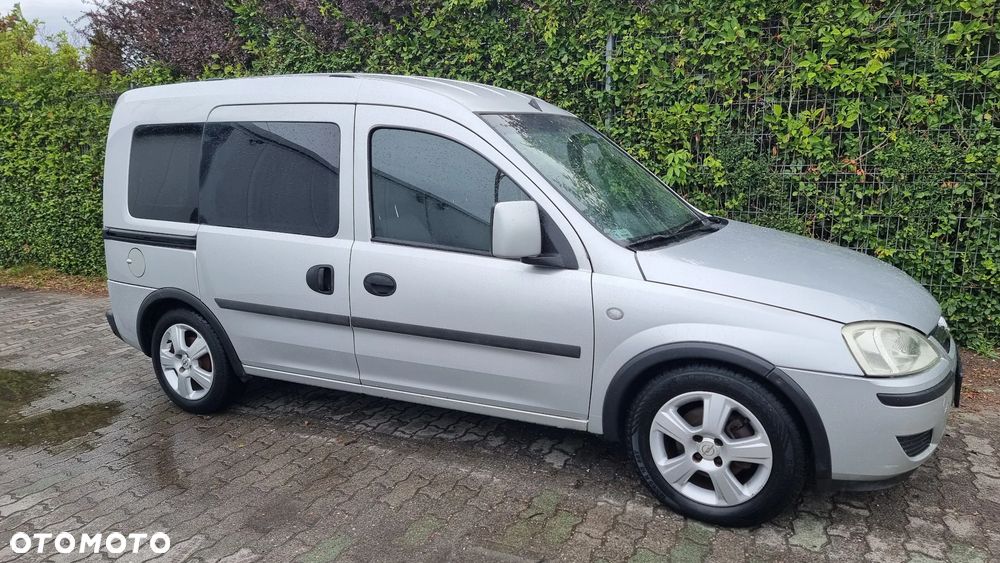 Opel Combo Tour Comfort - 26
