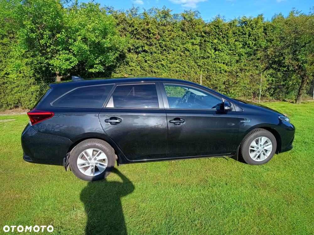 Toyota Auris Hybrid 135 Active - 14