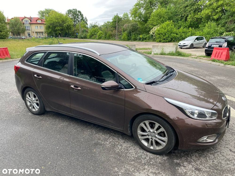 Kia Ceed 1.6 CRDi 128 Platinum Edition - 2