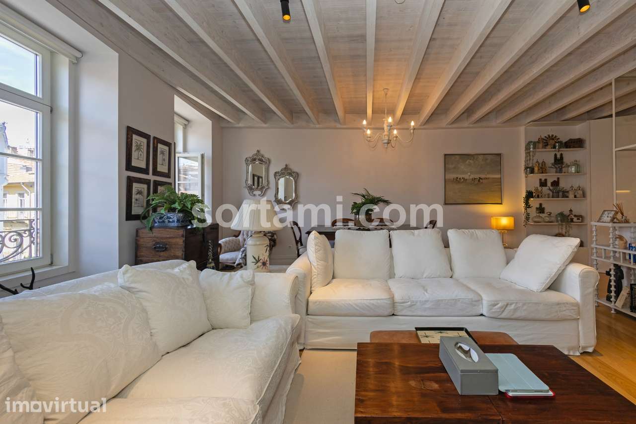 Apartamento T1+1 Venda em Cedofeita, Santo Ildefonso, Sé, Miragaia, Sã - Grande imagem: 2/30