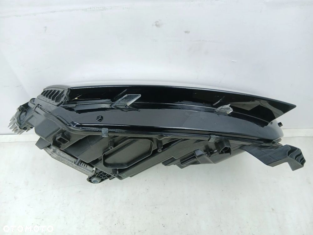 Reflektor przód przedni prawy lampa FULL LED Skoda Octavia IV - 5