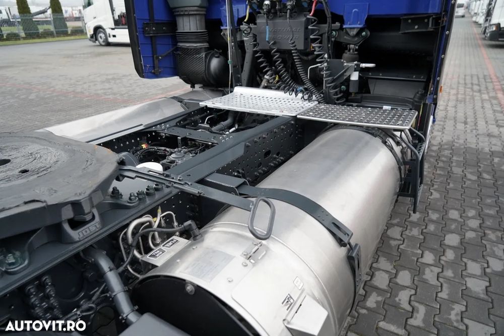 Iveco S-WAY / 460 / RETARDER / LNG - 16