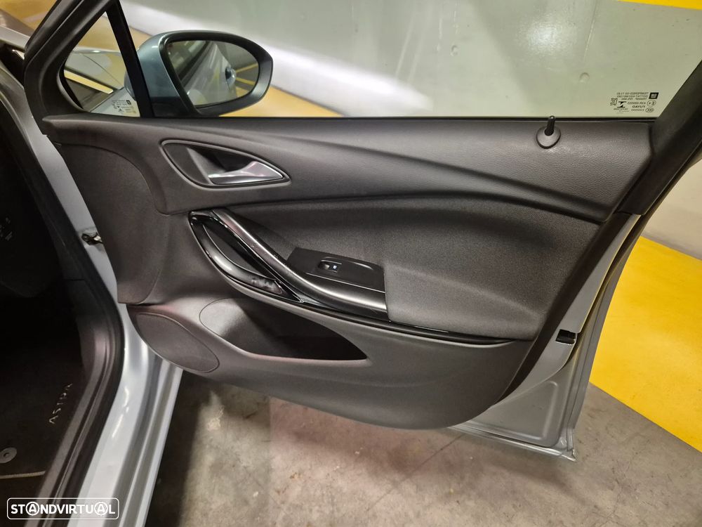 Opel Astra Sports Tourer 1.6 CDTI Innovation S/S - 40