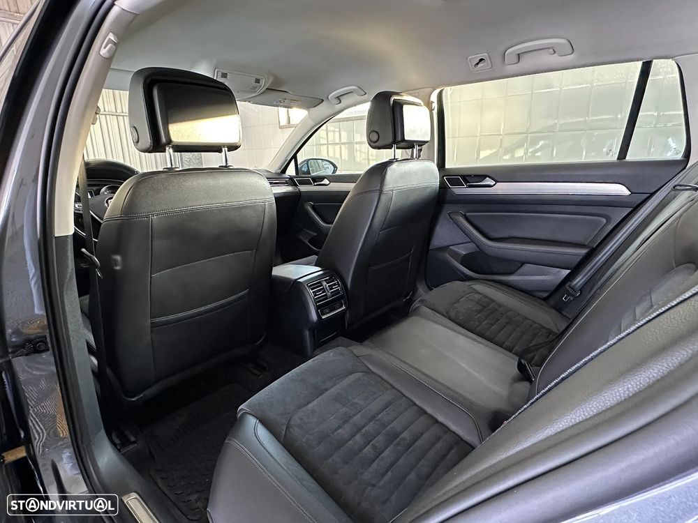 VW Passat Variant 2.0 TDI Highline DSG - 9
