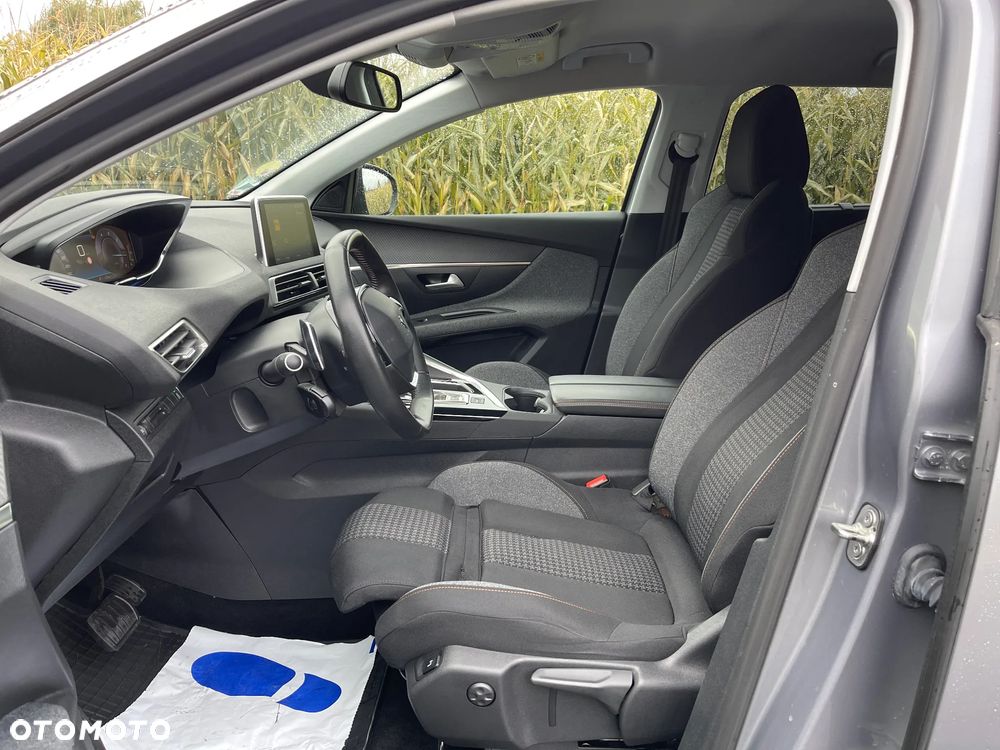 Peugeot 5008 1.5 BlueHDI Crossway S&S EAT8 - 17