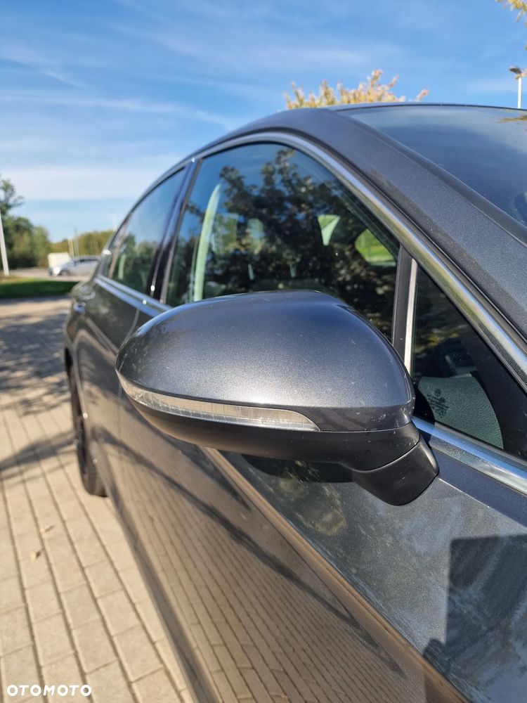 Volkswagen Passat 2.0 TDI BMT Highline DSG - 10