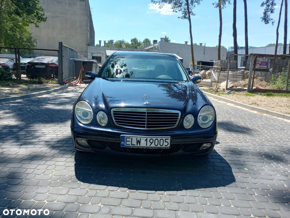 Mercedes-Benz Klasa E 200 Kompressor Automatik Classic - 12
