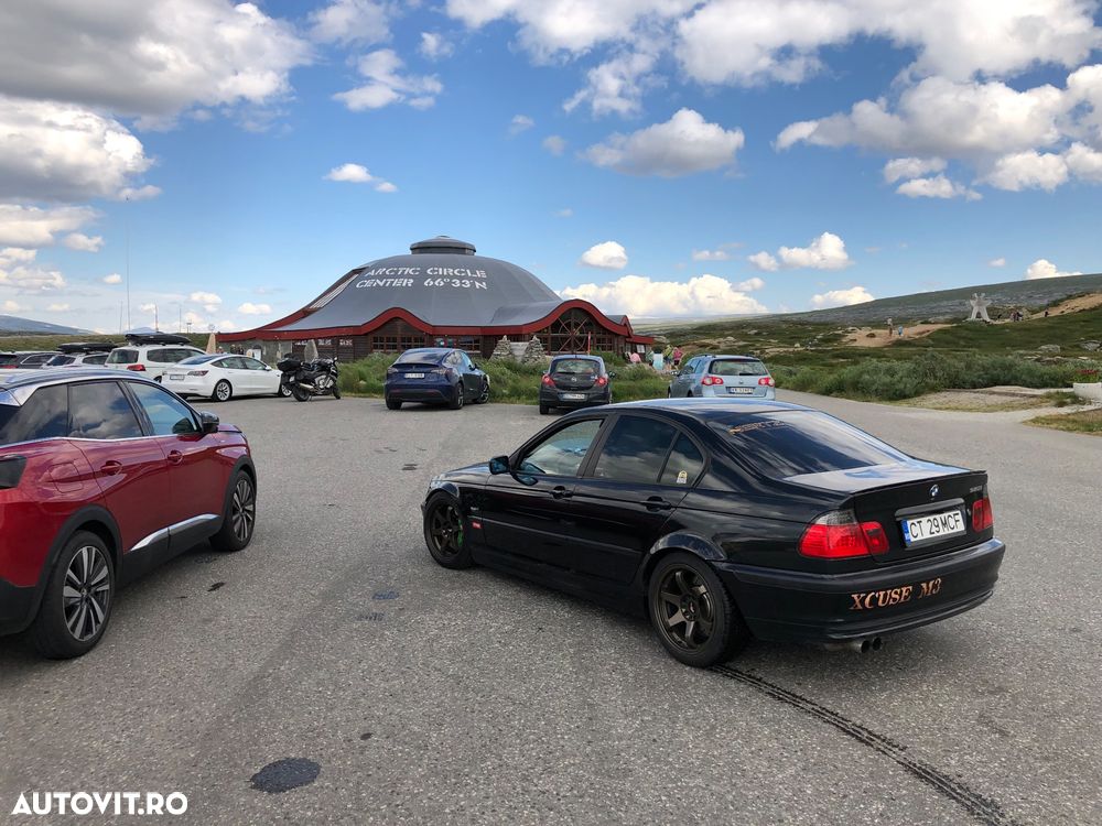 BMW Seria 3 320i - 1