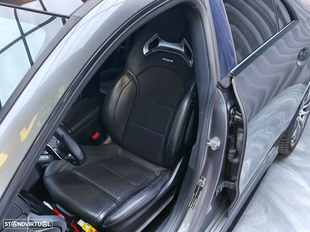 Mercedes-Benz CLA 45 AMG 4Matic+ Speedshift 8G-DCT - 14