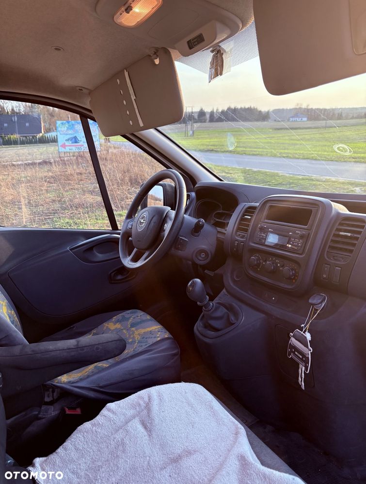 Opel Vivaro - 6