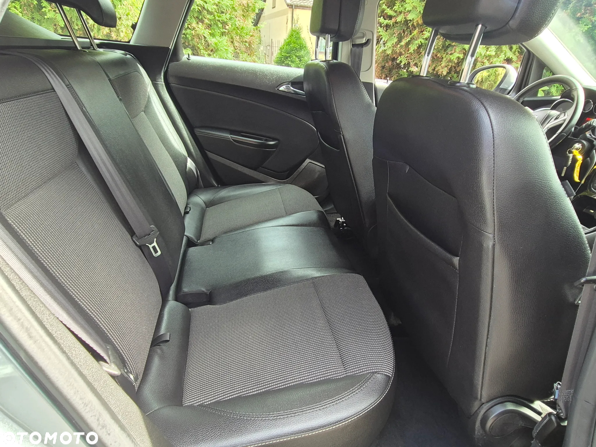 Opel Astra 1.4 Turbo ecoFLEX Start/Stop Color Edition - 28