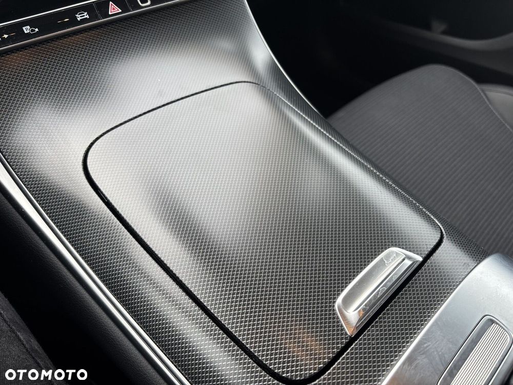 Mercedes-Benz GLC - 23