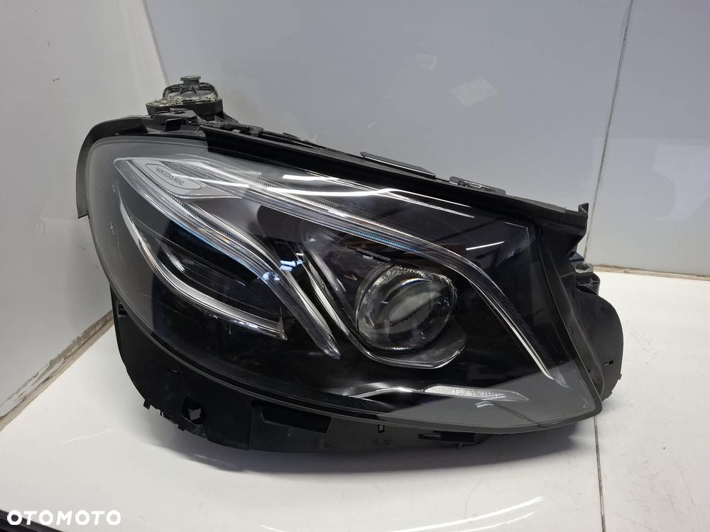 LAMPA PRZEDNIA PRZÓD PRAWA MERCEDES W213 MULTIBEAM FULL LED IDEALNA a2139064804 - 1